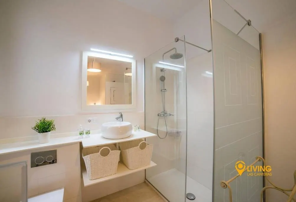 Living Las Canteras Homes - South Facing & Parking 라스팔마스 아파트